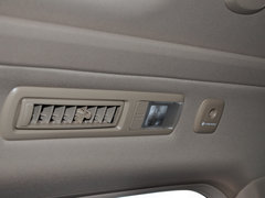2012款 3.5L 自动 尊贵版 7座