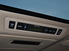 2012款 3.5L 自动 尊贵版 7座