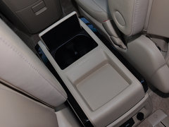 2012款 3.5L 自动 尊贵版 7座