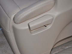 2012款 3.5L 自动 尊贵版 7座
