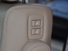 2012款 3.5L 自动 尊贵版 7座