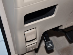 2012款 3.5L 自动 尊贵版 7座