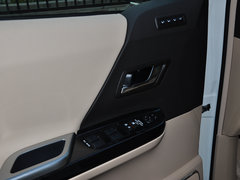 2012款 3.5L 自动 尊贵版 7座