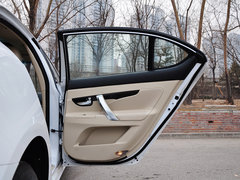 2013款 1.8T 自动 精英型