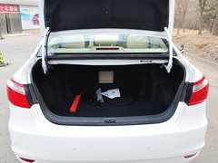 2013款 1.8T 自动 精英型