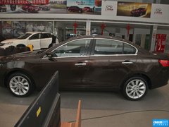2013款 1.8T 自动 精英版