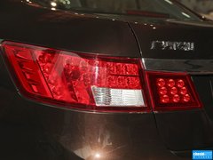 2013款 1.8T 自动 精英版