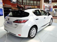 2013款 200h 1.8L CVT 暗夜骑士版