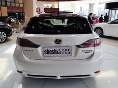 2013款 200h 1.8L CVT 暗夜骑士版