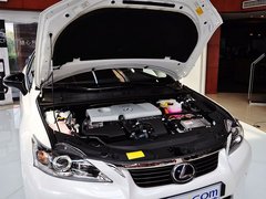 2013款 200h 1.8L CVT 暗夜骑士版