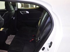2013款 200h 1.8L CVT 暗夜骑士版