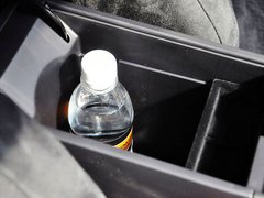 2013款 200h 1.8L CVT 暗夜骑士版
