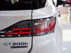 2013款 200h 1.8L CVT 暗夜骑士版