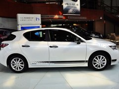 2013款 200h 1.8L CVT 暗夜骑士版