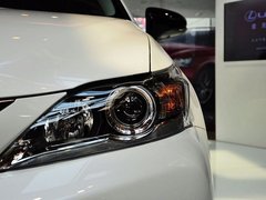 2013款 200h 1.8L CVT 暗夜骑士版