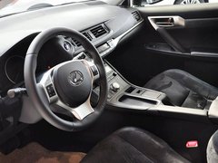 2013款 200h 1.8L CVT 暗夜骑士版