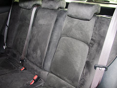 2013款 200h 1.8L CVT 暗夜骑士版