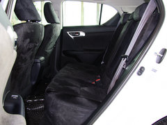 2013款 200h 1.8L CVT 暗夜骑士版