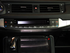 2013款 200h 1.8L CVT 暗夜骑士版