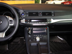 2013款 200h 1.8L CVT 暗夜骑士版