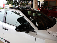 2013款 200h 1.8L CVT 暗夜骑士版