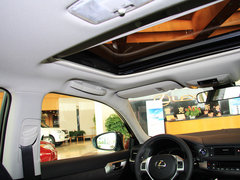 2013款 200h 1.8L CVT 暗夜骑士版