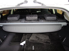 2013款 200h 1.8L CVT 暗夜骑士版