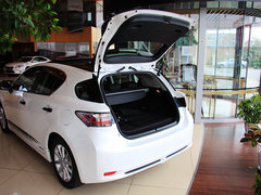 2013款 200h 1.8L CVT 暗夜骑士版