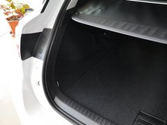 2013款 200h 1.8L CVT 花语花忆版