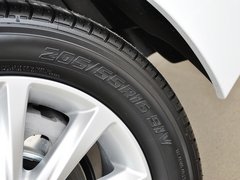 2013款 200h 1.8L CVT 花语花忆版