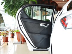 2013款 200h 1.8L CVT 花语花忆版
