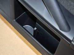 2013款 200h 1.8L CVT 花语花忆版