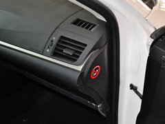 2013款 200h 1.8L CVT 花语花忆版
