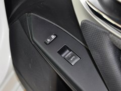 雷克萨斯CT 2013款 200h 1.8L CVT 花语花忆版