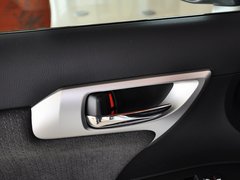 雷克萨斯CT 2013款 200h 1.8L CVT 花语花忆版