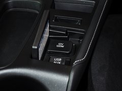 雷克萨斯CT 2013款 200h 1.8L CVT 花语花忆版