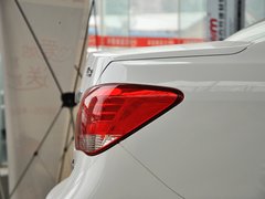 2013款 1.5L DCT 舒适型