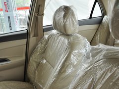 2013款 1.5L DCT 舒适型