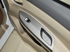 2013款 1.5L DCT 尊贵型