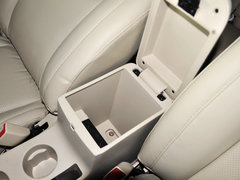 2013款 1.5L DCT 尊贵型
