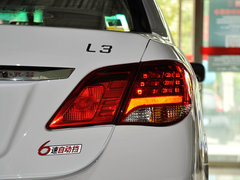 比亚迪L3 2013款 1.5L DCT 尊贵型