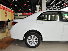 2013款 1.5L DCT 尊贵型