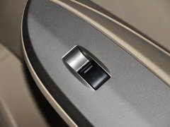 2013款 1.5L DCT 尊贵型
