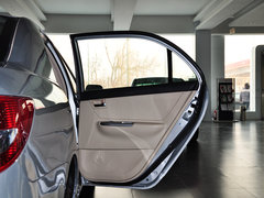 2013款 1.5L DCT 舒适型
