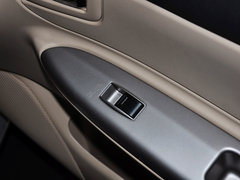 2013款 1.5L DCT 舒适型