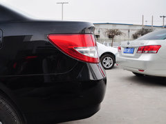 2013款 1.5L DCT 标准型