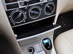2013款 1.5L DCT 标准型