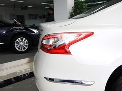 2013款 2.0L XL舒适版