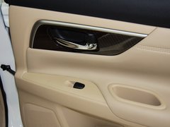 2013款 2.0L XL舒适版
