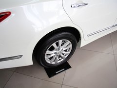 2013款 2.0L XL舒适版